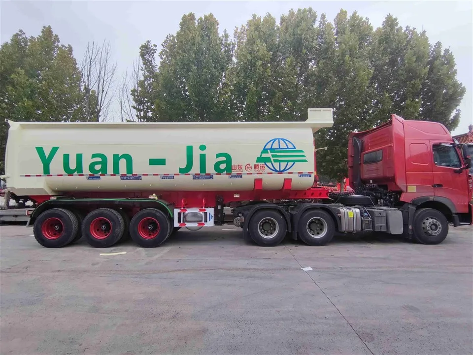 टैंक प्रकार रियर डंप ट्रक